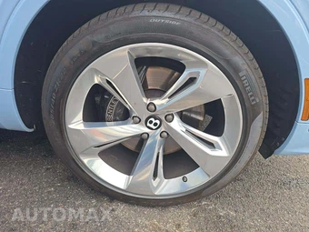 2021 Bentley Bentayga V8 - miniatura 24