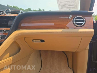 2021 Bentley Bentayga V8 - miniatura 16