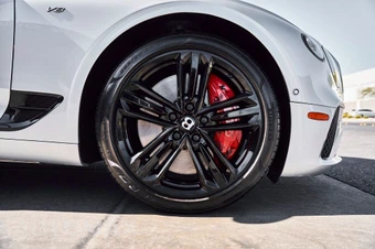 2021 Bentley Continental GT V8 - miniatura 16