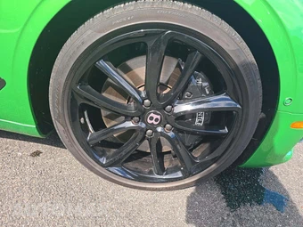 2021 Bentley Continental GTC V8 - miniatura 22