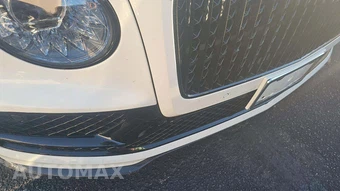 2021 Bentley Flying Spur V8 - miniatura 20