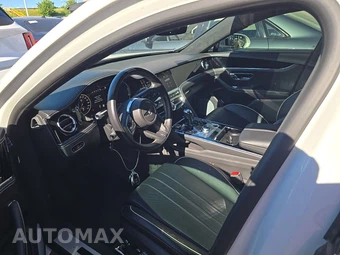 2021 Bentley Flying Spur V8 - miniatura 7