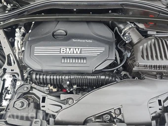 2021 BMW 2 Series Gran Coupe 228i Sedan - miniatura 15