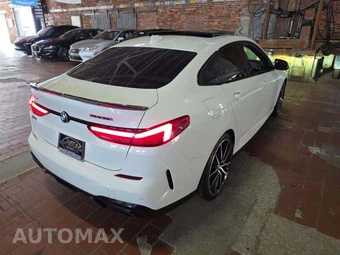 2021 BMW 2 Series Gran Coupe M235i xDrive Sedan - miniatura 3
