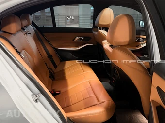 2021 BMW 3 Series Sedan 330e - miniatura 34
