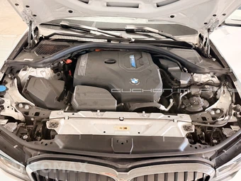 2021 BMW 3 Series Sedan 330e - miniatura 48