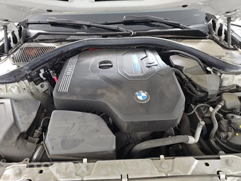 2021 BMW 3 Series Sedan 330e - miniatura 15