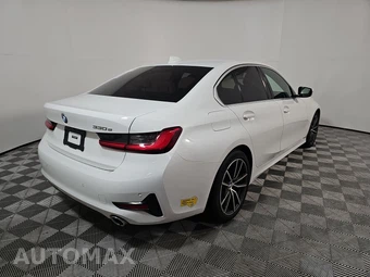 2021 BMW 3 Series Sedan 330e - miniatura 4
