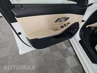 2021 BMW 3 Series Sedan 330e - miniatura 9