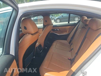 2021 BMW 3 Series Sedan 330e - miniatura 13