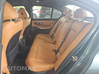 2021 BMW 3 Series Sedan 330e - miniatura 13