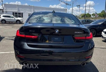 2021 BMW 3 Series Sedan 330e xDrive - miniatura 3