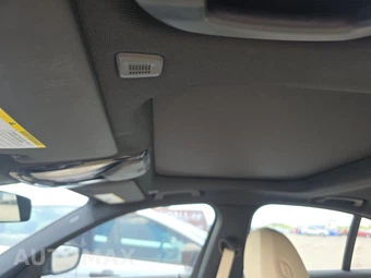 2021 BMW 3 Series Sedan 330e xDrive - miniatura 17