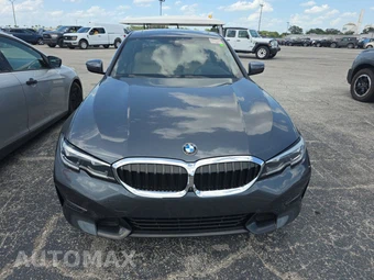 2021 BMW 3 Series Sedan 330e xDrive - miniatura 2