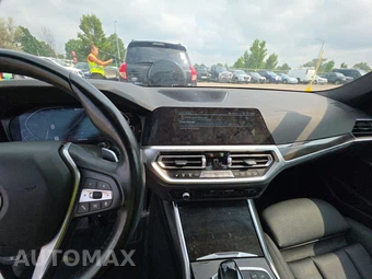 2021 BMW 3 Series Sedan 330e xDrive - miniatura 11