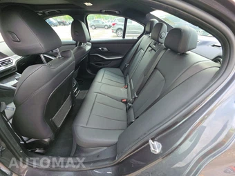 2021 BMW 3 Series Sedan 330e xDrive - miniatura 13