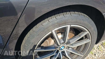 2021 BMW 3 Series Sedan 330e xDrive - miniatura 22