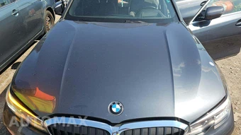 2021 BMW 3 Series Sedan 330e xDrive - miniatura 26