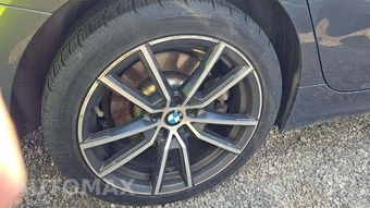 2021 BMW 3 Series Sedan 330e xDrive - miniatura 30