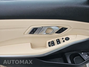 2021 BMW 3 Series Sedan 330e xDrive - miniatura 15