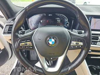 2021 BMW 3 Series Sedan 330e xDrive - miniatura 16