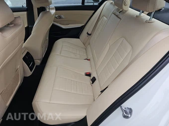 2021 BMW 3 Series Sedan 330e xDrive - miniatura 19