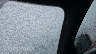 2021 BMW 3 Series Sedan 330e xDrive - miniatura 21