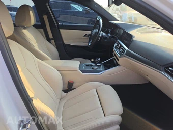 2021 BMW 3 Series Sedan 330i - miniatura 8