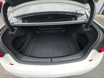 2021 BMW 3 Series Sedan 330i M SPORT LINE - miniatura 14