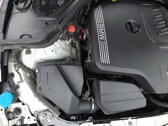 2021 BMW 3 Series Sedan 330i M SPORT LINE - miniatura 23