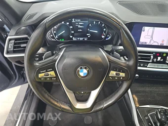2021 BMW 3 Series Sedan 330i xDrive - miniatura 10