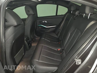 2021 BMW 3 Series Sedan 330i xDrive - miniatura 13