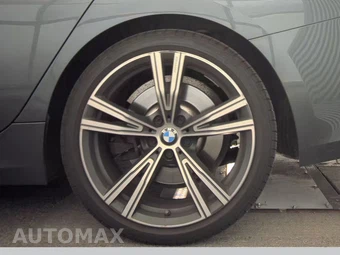 2021 BMW 3 Series Sedan 330i xDrive - miniatura 12