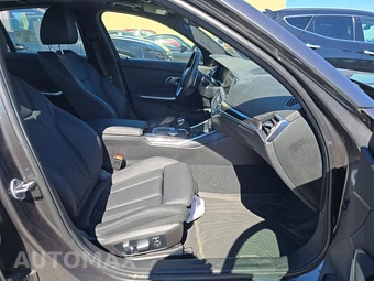 2021 BMW 3 Series Sedan 330i xDrive - miniatura 14