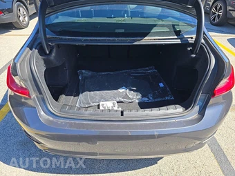 2021 BMW 3 Series Sedan 330i xDrive - miniatura 23