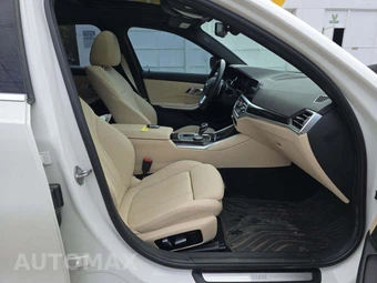 2021 BMW 3 Series Sedan 330i xDrive - miniatura 18