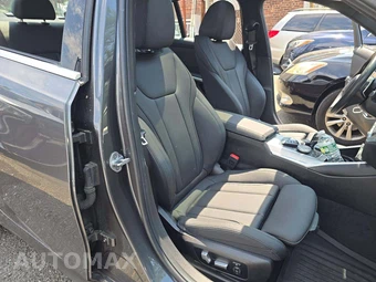 2021 BMW 3 Series Sedan 330i xDrive - miniatura 18