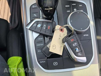 2021 BMW 3 Series Sedan 330i xDrive - miniatura 8