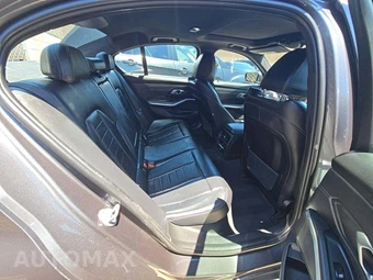 2021 BMW 3 Series Sedan 330i xDrive - miniatura 16