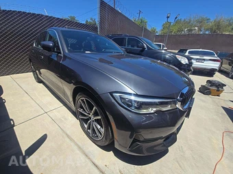 2021 BMW 3 Series Sedan 330i xDrive - miniatura 4