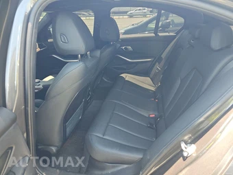 2021 BMW 3 Series Sedan 330i xDrive - miniatura 13