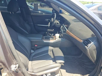 2021 BMW 3 Series Sedan 330i xDrive - miniatura 8