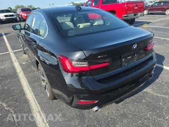 2021 BMW 3 Series Sedan 330i xDrive - miniatura 6