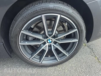 2021 BMW 3 Series Sedan 330i xDrive - miniatura 11