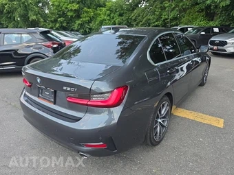 2021 BMW 3 Series Sedan 330i xDrive - miniatura 4