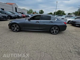 2021 BMW 3 Series Sedan 330i xDrive - miniatura 3