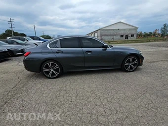 2021 BMW 3 Series Sedan 330i xDrive - miniatura 5
