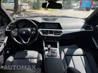 2021 BMW 3 Series Sedan 330i xDrive - miniatura 10