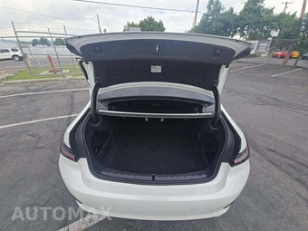 2021 BMW 3 Series Sedan 330i xDrive - miniatura 14