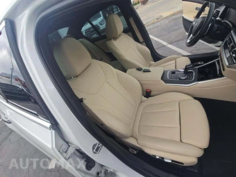 2021 BMW 3 Series Sedan 330i xDrive - miniatura 18
